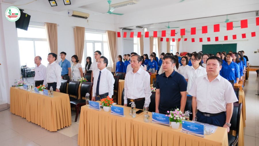 Sự kiện được tổ chức trang nghiêm, đúng quy định của Điều lệ Đảng, khẳng định công tác xây dựng Đảng vững mạnh trong Nhà trường