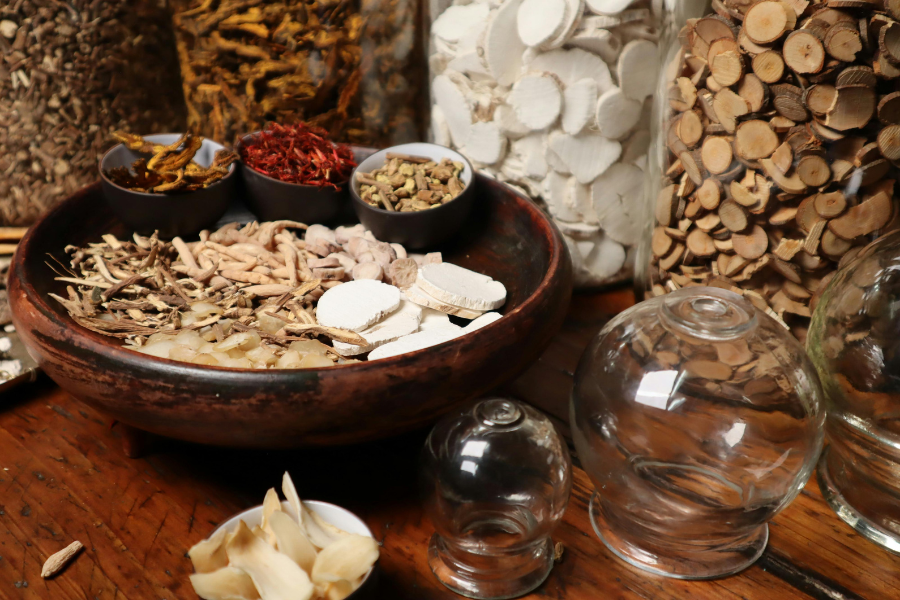 C&oacute; n&ecirc;n học ng&agrave;nh y học cổ truyền kh&ocirc;ng l&agrave; c&acirc;u hỏi nhiều sĩ tử quan t&acirc;m