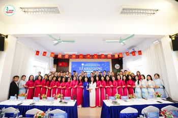 Lễ khai giảng năm học 2025 - 2026 Trường Cao đẳng Dược Hà Nội