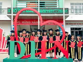 Hỗ trợ 100% học phí cho sinh viên tỉnh Hưng Yên học tập tại Cao đẳng Dược Hà Nội