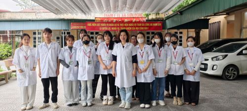 Sinh viên K9 ngành Dược trải nghiệm thực tập nghề nghiệp tại các trạm y tế cơ sở