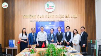 Cao đẳng Dược Hà Nội tiếp đón Nghiệp đoàn Nhật Bản SIS - Đẩy mạnh Hợp tác Quốc tế khẳng định vị thế trường