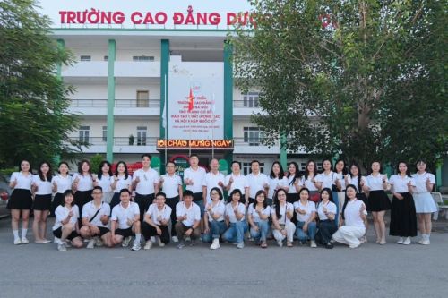 Công đoàn Trường Cao đẳng Dược Hà Nội tổ chức chương trình du lịch Mai Châu chào mừng Ngày Phụ nữ Việt Nam 20/10
