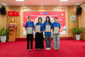Tổng kết Cuộc thi ảnh “Khoảnh khắc Trung thu trong tôi” 2026: Nơi sinh viên Trường Cao đẳng Dược Hà Nội gửi gắm ký ức và lan tỏa cảm xúc