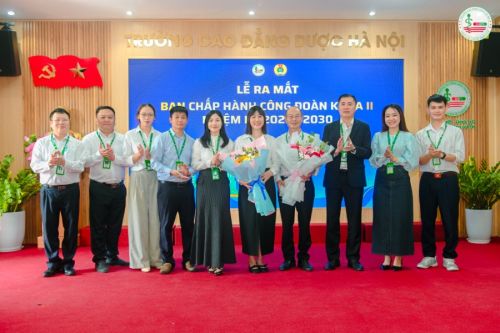 Trường Cao đẳng Dược Hà Nội trang trọng tổ chức Lễ ra mắt Ban Chấp hành Công đoàn Khóa II (Nhiệm kỳ 2025 - 2030) sau kiện toàn