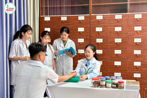 Liên thông ngành Y học cổ truyền từ trung cấp lên cao đẳng ở đâu uy tín?