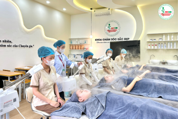 Trường nào đào tạo ngành Chăm Sóc Sắc Đẹp uy tín? Top lựa chọn uy tín cho tương lai