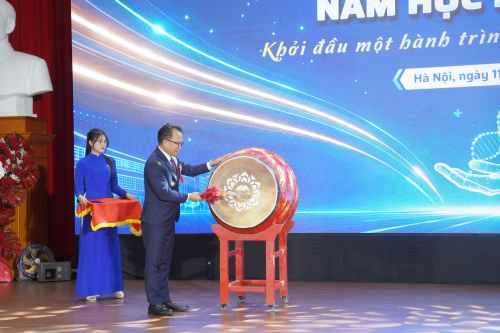 Báo Giáo dục và Thời đại đưa tin: Trường Cao đẳng Dược Hà Nội khai giảng năm học 2026-2027 với thông điệp 'Khởi đầu một hành trình - Kiến tạo một tương lai'