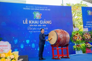 Trường Cao đẳng Dược Hà Nội tưng bừng tổ chức Lễ khai giảng năm học 2023-2024