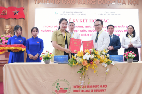 Trường Cao đẳng Dược Hà Nội ký kết hợp tác đào tạo và kết nối việc làm với Công ty TNHH Chăm sóc sắc đẹp Sun Spa