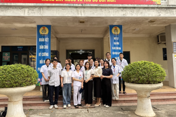 Sinh viên Dược khoá 9 bắt đầu đợt thực tập tại Bệnh viện Đa khoa Hoài Đức