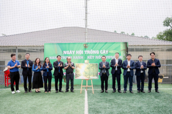 Trường Cao đẳng Dược Hà Nội lan tỏa giá trị bền vững tại ngày hội “Hành trình xanh - Kết nối tương lai”