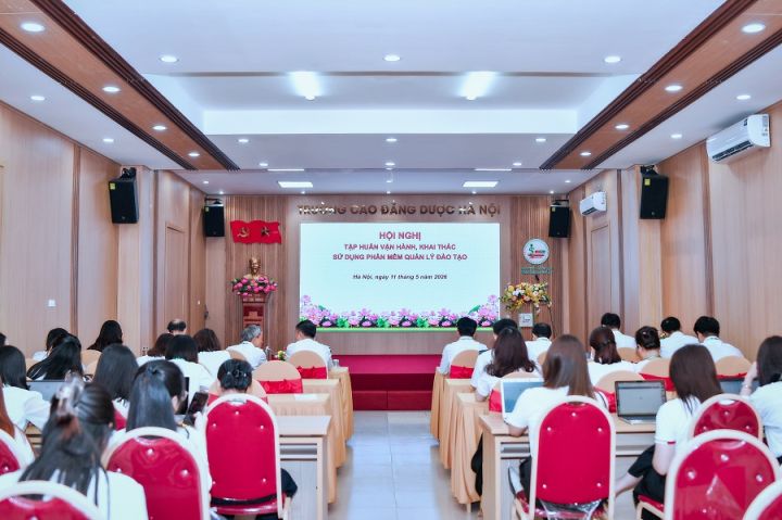 Tập huấn phần mềm QLĐ: Đẩy mạnh chuyển đổi số trong công tác quản lý đào tạo