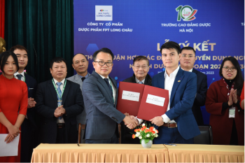 Trường Cao đẳng Dược Hà Nội ký kết hợp tác toàn diện với Công ty cổ phần dược phẩm FPT Long Châu tạo đột phá trong chương trình giảng dạy