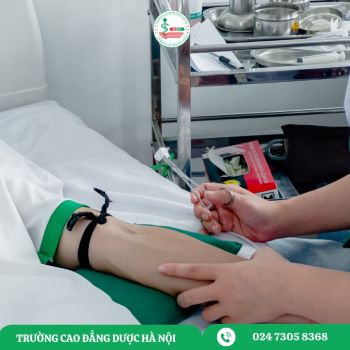 Đào tạo kỹ thuật viên tiêm truyền cơ bản cấp chứng chỉ cấp tốc