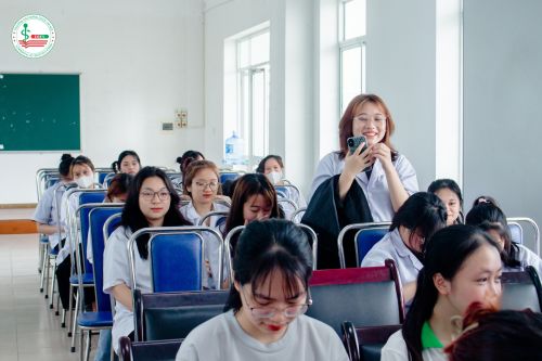KẾ HOẠCH Lấy ý kiến phản hồi từ người học về công tác đào tạo tại Trường Cao đẳng Dược Hà Nội