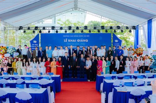 Lễ khai giảng năm học 2024-2025 & kỷ niệm 10 năm thành lập Trường Cao đẳng Dược Hà Nội