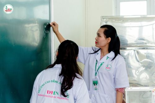 Những điều cần biết về chương trình liên thông ngành Dược