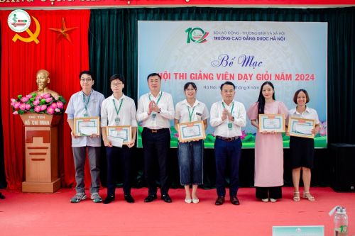 Tổng kết hội thi giảng viên dạy giỏi nâng cao chất lượng đào tạo trường Cao đẳng Dược Hà Nội
