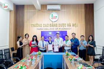 Lễ ký kết hợp tác giữa Trường Cao đẳng Dược Hà Nội và Khối Chăm Sóc Sức Khỏe Sắc Đẹp và Spa Thẩm Mỹ Hà Nội