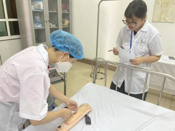 Ngành điều dưỡng là gì? Ra trường làm gì?